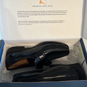 French Shriner black Dayton loafers. Size 8.5